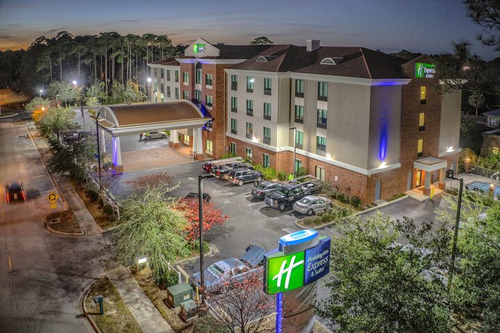 Hotel 10 of 54
