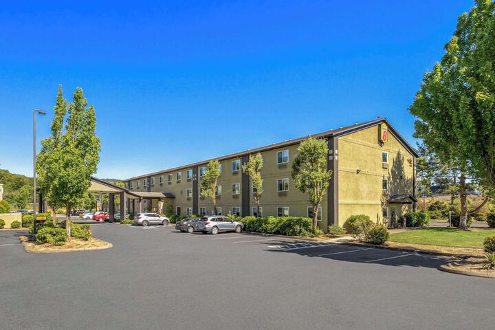 Hotel 2 of 40