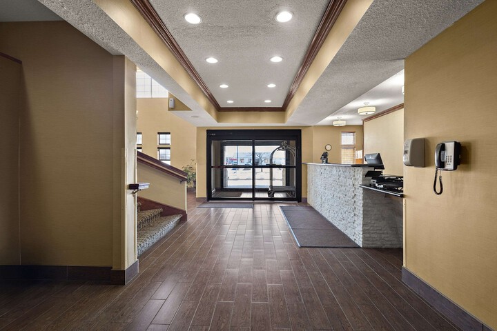 Hotel Interior 11 of 77