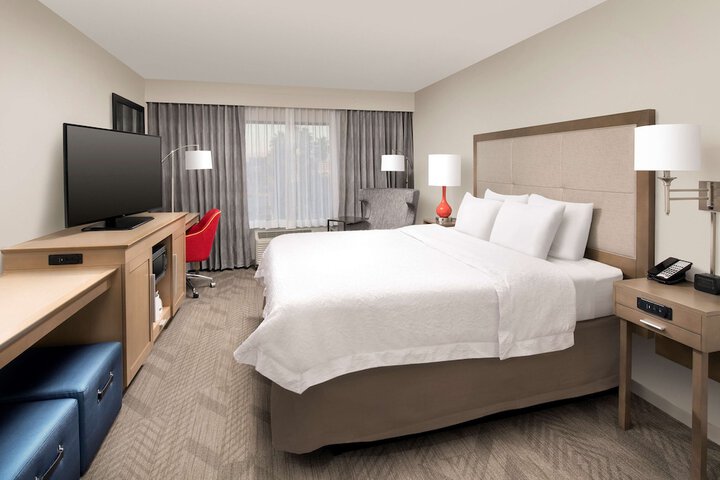 Room 12 of 34