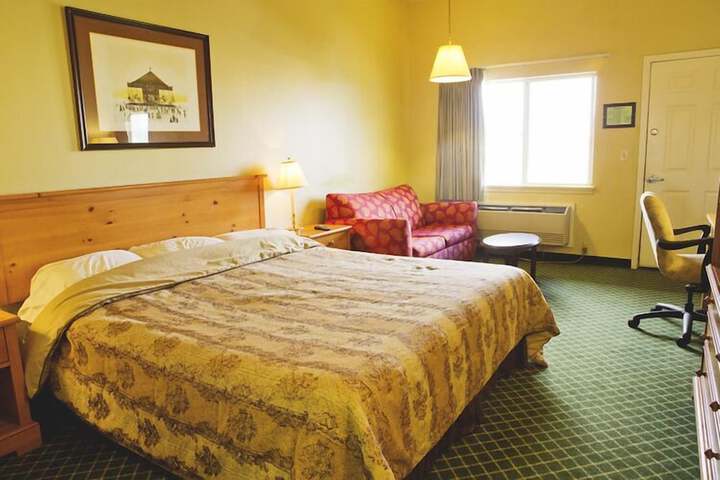 Room 7 of 14