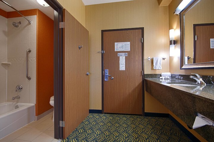 Room 15 of 30