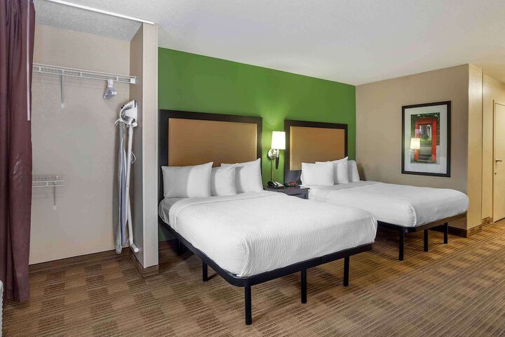 Room 20 of 35