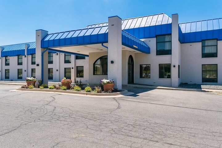 Motel 6 Richmond IN