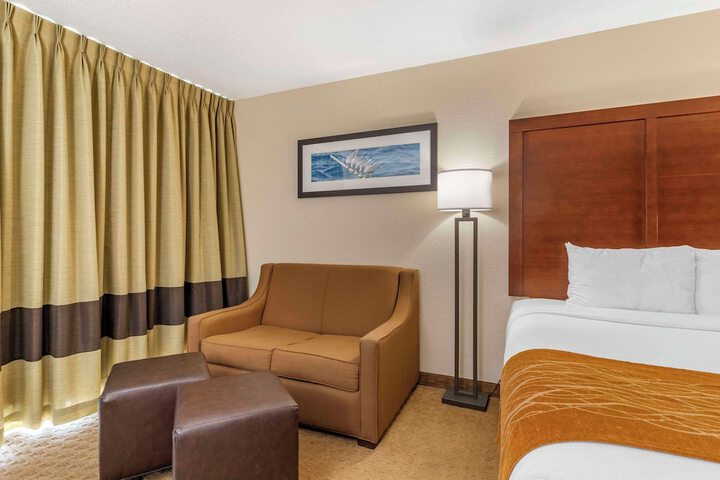 Comfort Inn & Suites Lincoln City