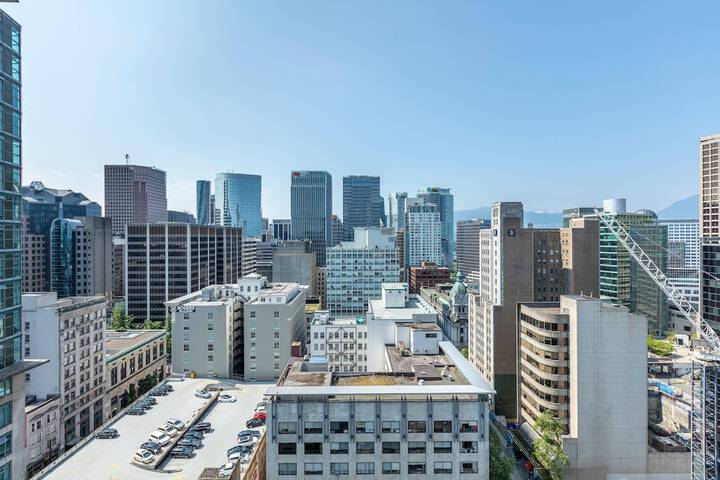 Delta Hotels by Marriott Vancouver Downtown Suites - Downtown Vancouver