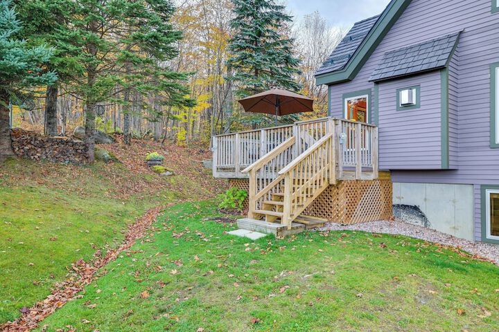 Ski-in / ski-out w/ Sauna in Jay Ski Peak Resort!