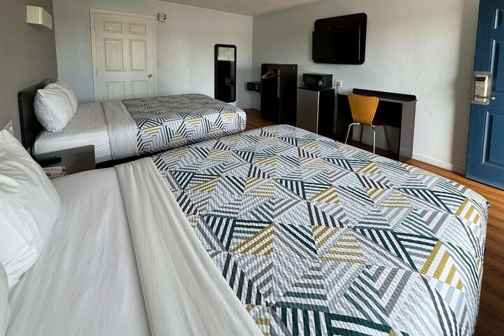 Room 36 of 38