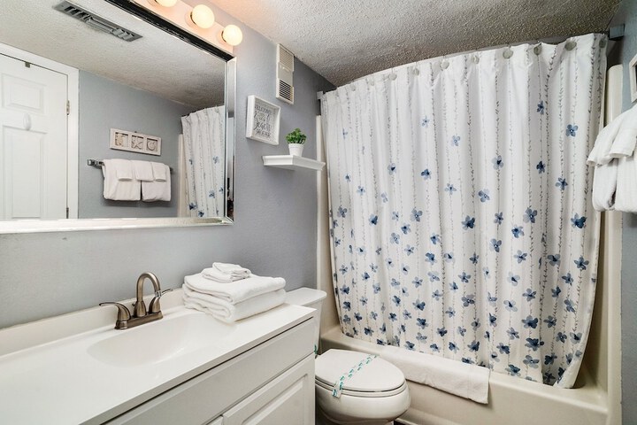 0602 Waters Edge Resort Studio Bedroom Condo by RedAwning