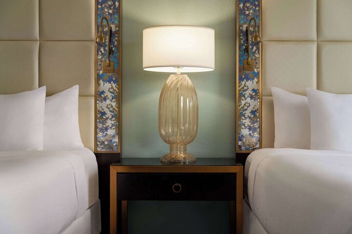Room 17 of 20