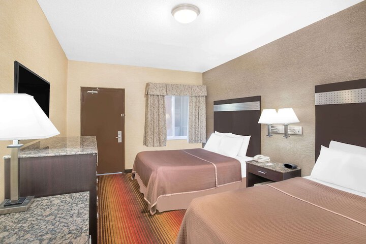 Room 16 of 22