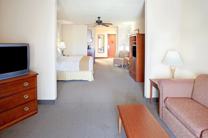 Holiday Inn Express Hotel & Suites Kerrville by IHG