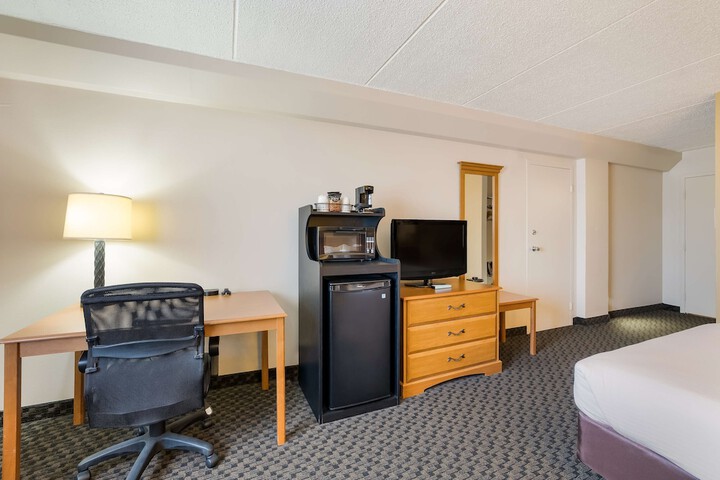 Best Western Riverfront Inn