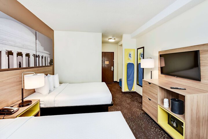 Room 29 of 35