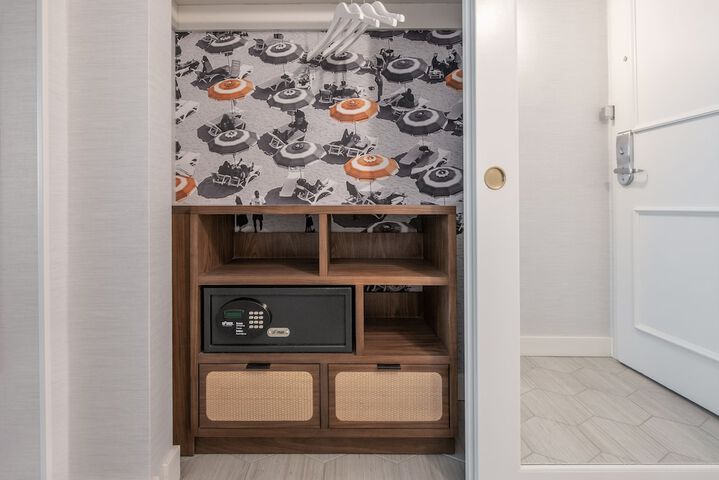 Room 42 of 57