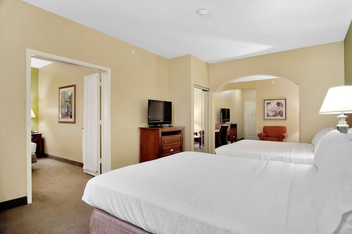 Room 10 of 48