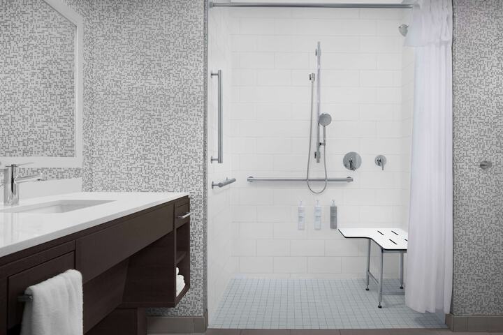 Room 15 of 35