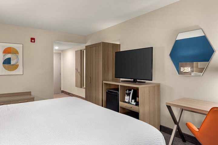 Holiday Inn Express Evansville Downtown by IHG