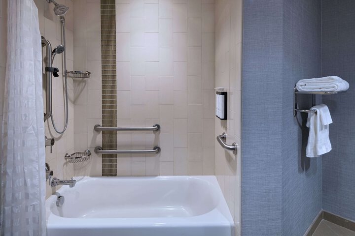 Hyatt Place Greensboro / Downtown