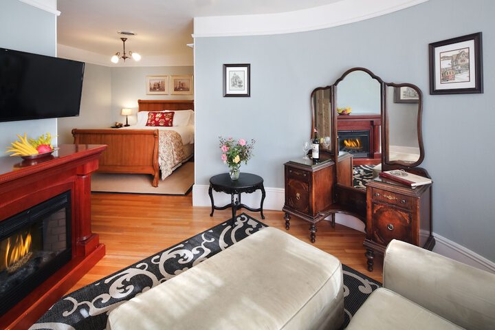 Room 12 of 39
