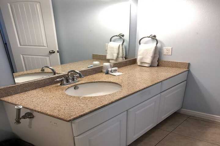 Beachgate CondoSuites and Oceanfront Resort