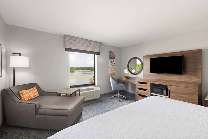 Room 12 of 31