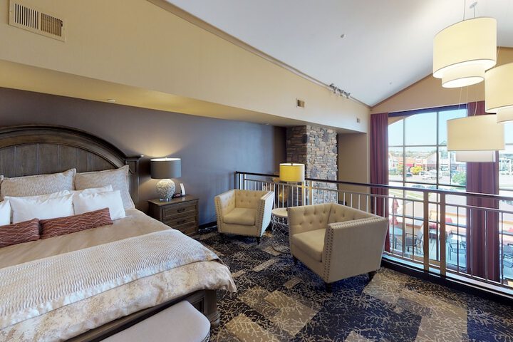 ClubHouse Hotel & Suites - Fargo