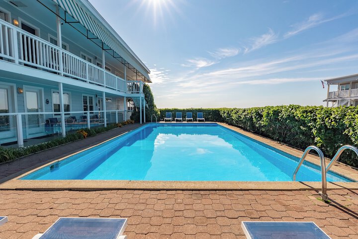 Pool 4 of 68