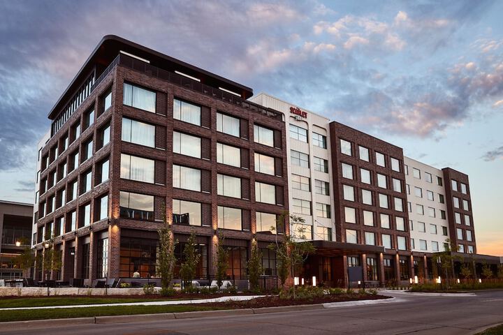 The Scarlet Lincoln, a Tribute Portfolio Hotel