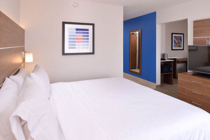 Room 15 of 45