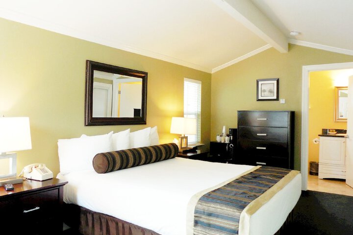 Room 16 of 72