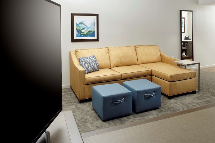 Room 18 of 31