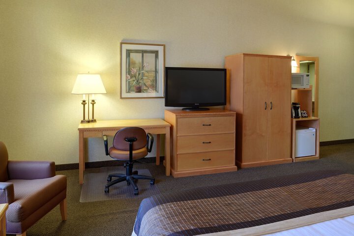Room 28 of 54