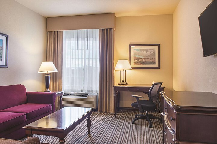 Room 43 of 62