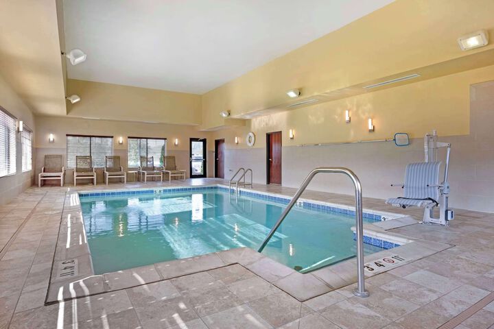 Pool 4 of 53