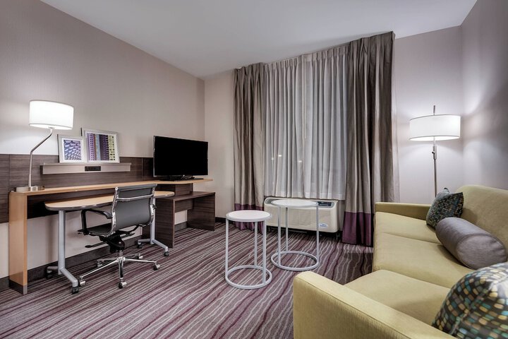 Room 22 of 49