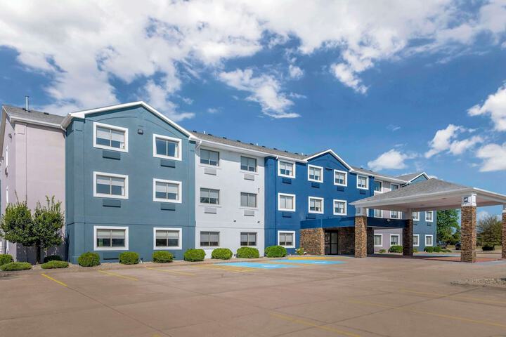 Comfort Inn Kendallville East