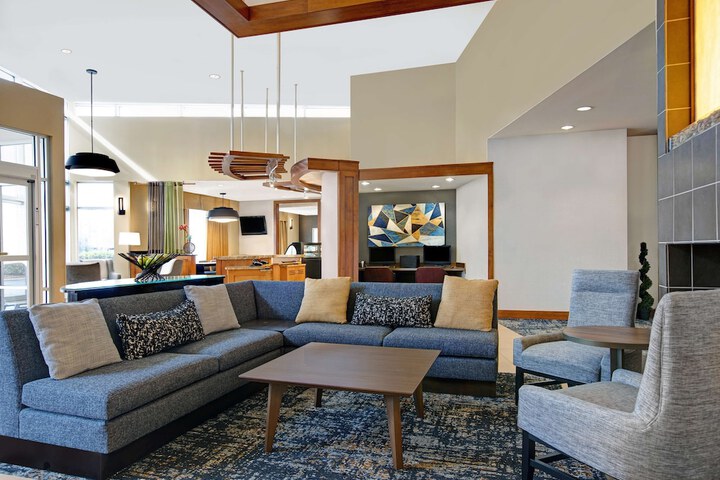 Hyatt Place Jackson / Ridgeland