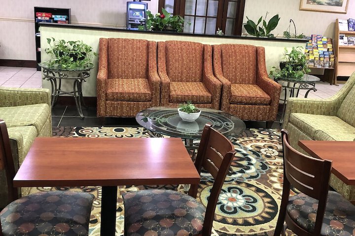 Quality Inn Mill Hall - Lamar