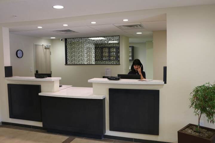 Hotel Interior 13 of 32