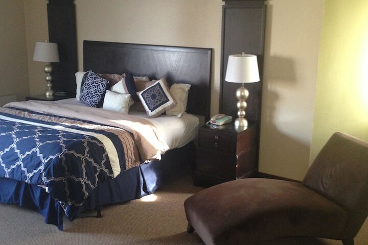 Room 13 of 51