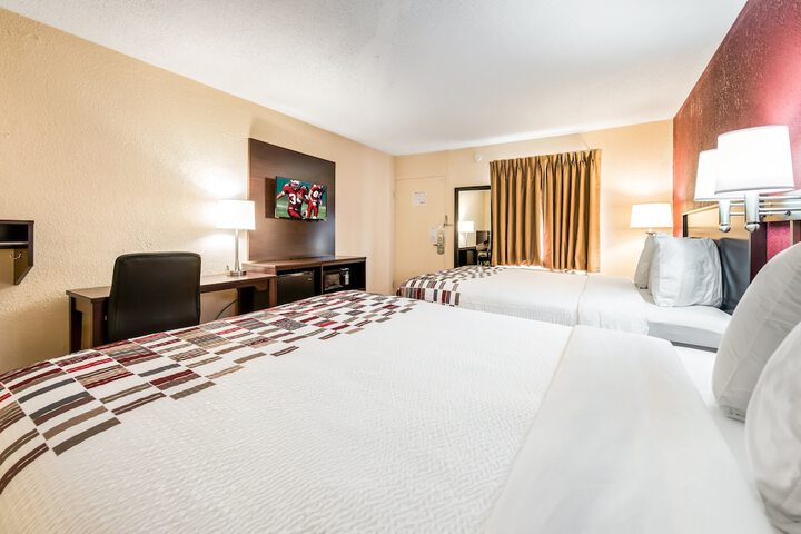 Room 27 of 29