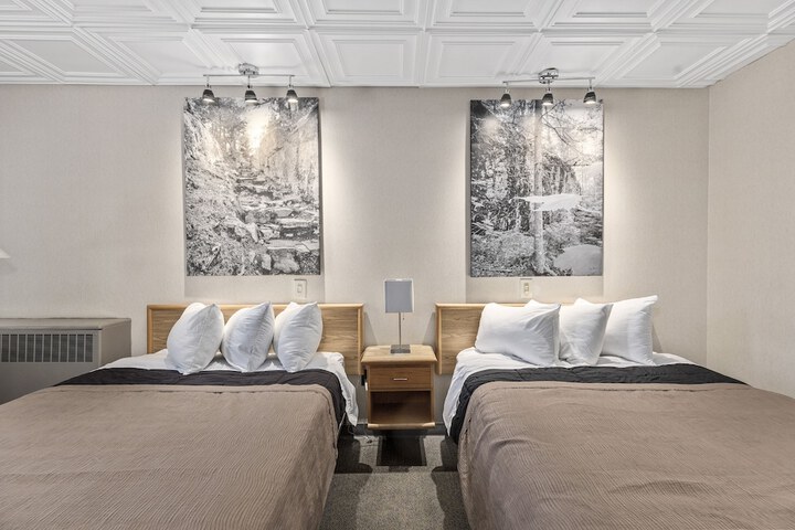 Room 8 of 40