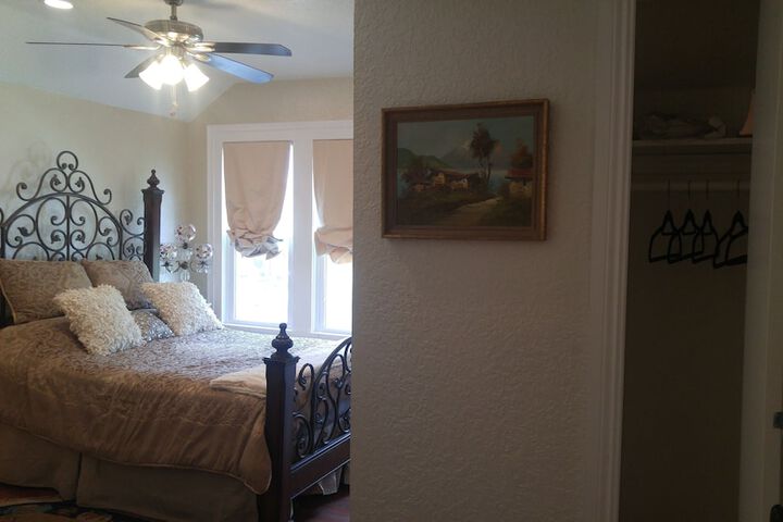 Room 30 of 54
