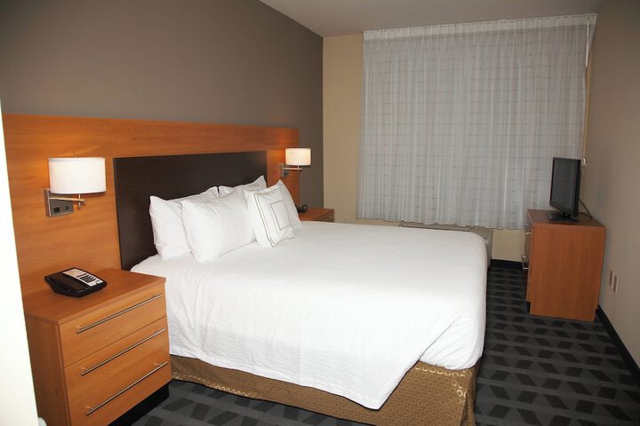 Room 21 of 27