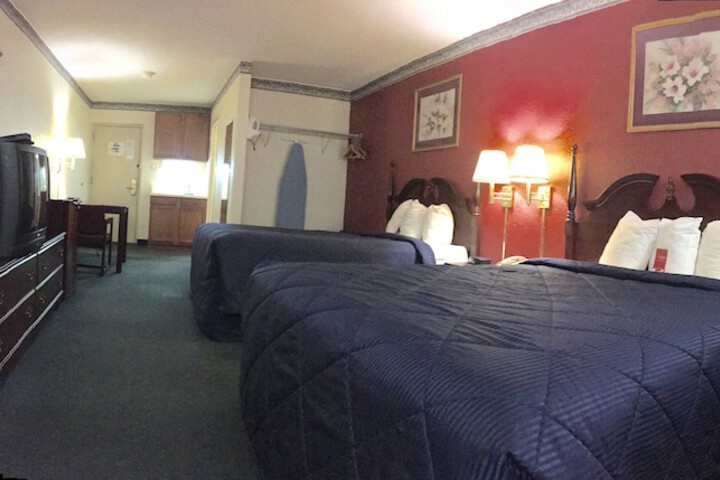 Room 23 of 43