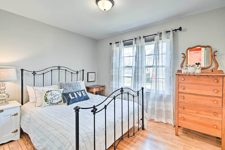 Charming Cave City Vacation Rental w / Fire Pit!