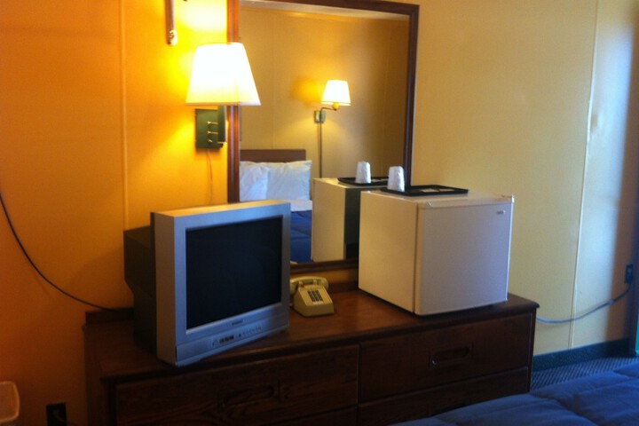 Green Crest Motel
