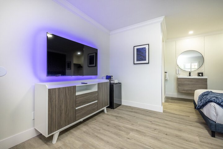 Room 21 of 30