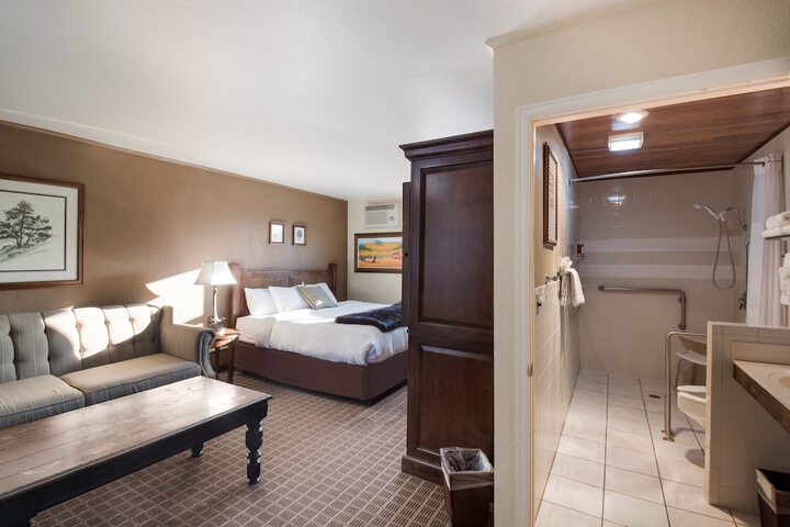 Room 45 of 60